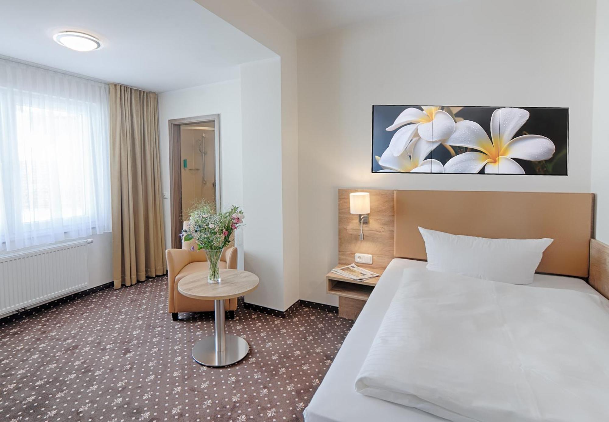 Hotel Dirks Am Schloss Bad Pyrmont Εξωτερικό φωτογραφία